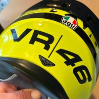 Casco agv in fibra di carbonio vr46