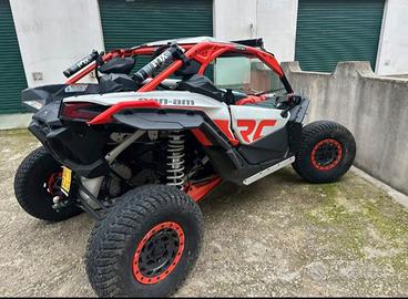 CAN-AM MAVERICK X30 RC
