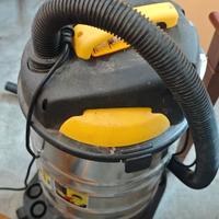 Aspiratore liquidi solidi