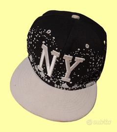 Cappellino New York b/n