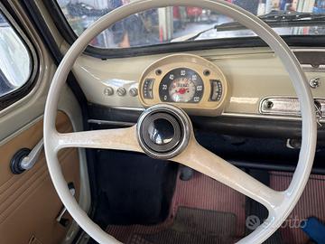 FIAT 600