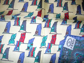 Foulard piccolo FENDI originale vintage