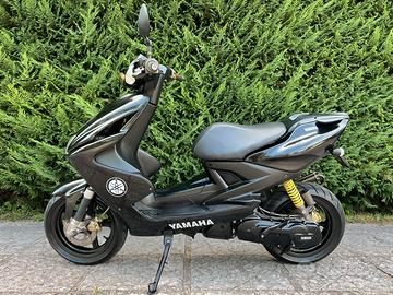Yamaha Aerox R 50