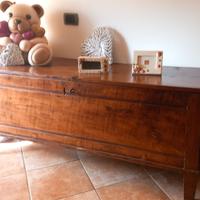 Cassapanca antica in legno