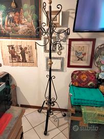 attaccapanni in ferro battuto e ottone 