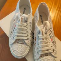 Superga bianca in pizzo 