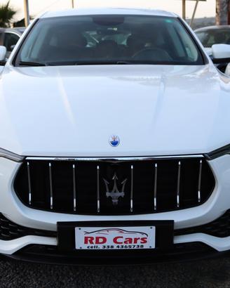Maserati Levante V6 Diesel 275 CV AWD TETTUCCIO AP
