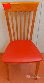 🪑 Sedia in Legno Rivestita in Ecopelle Rossa 🪑