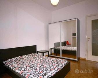 Stanza in appartamento di 116 m² a Milano