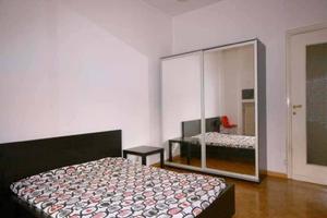 Stanza in appartamento di 116 m² a Milano