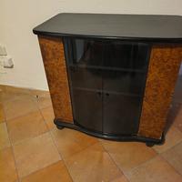 Mobile TV Nero con Ruote e Ripiani Regolabili 