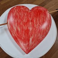 Cuore trafitto scultura