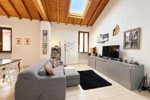 CASA SEMINDIPENDENTE A SANTO STEFANO TICINO