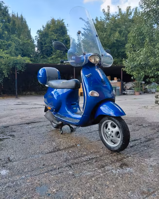 Vespa ET4 150 cc
