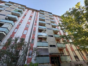 2 LOCALI A MILANO