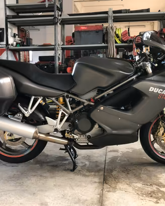 Ducati st4s