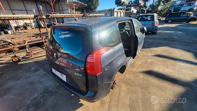 PEUGEOT 5008 RICAMBI USATI GARANTITI