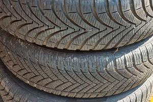 Cerchi in lega Ligier con 4 gomme 4S 155/65 R 14