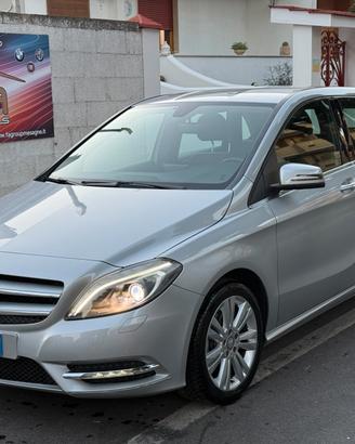 MercedesBenz B 200 CDI Premium NAVI CAMERA - 2014