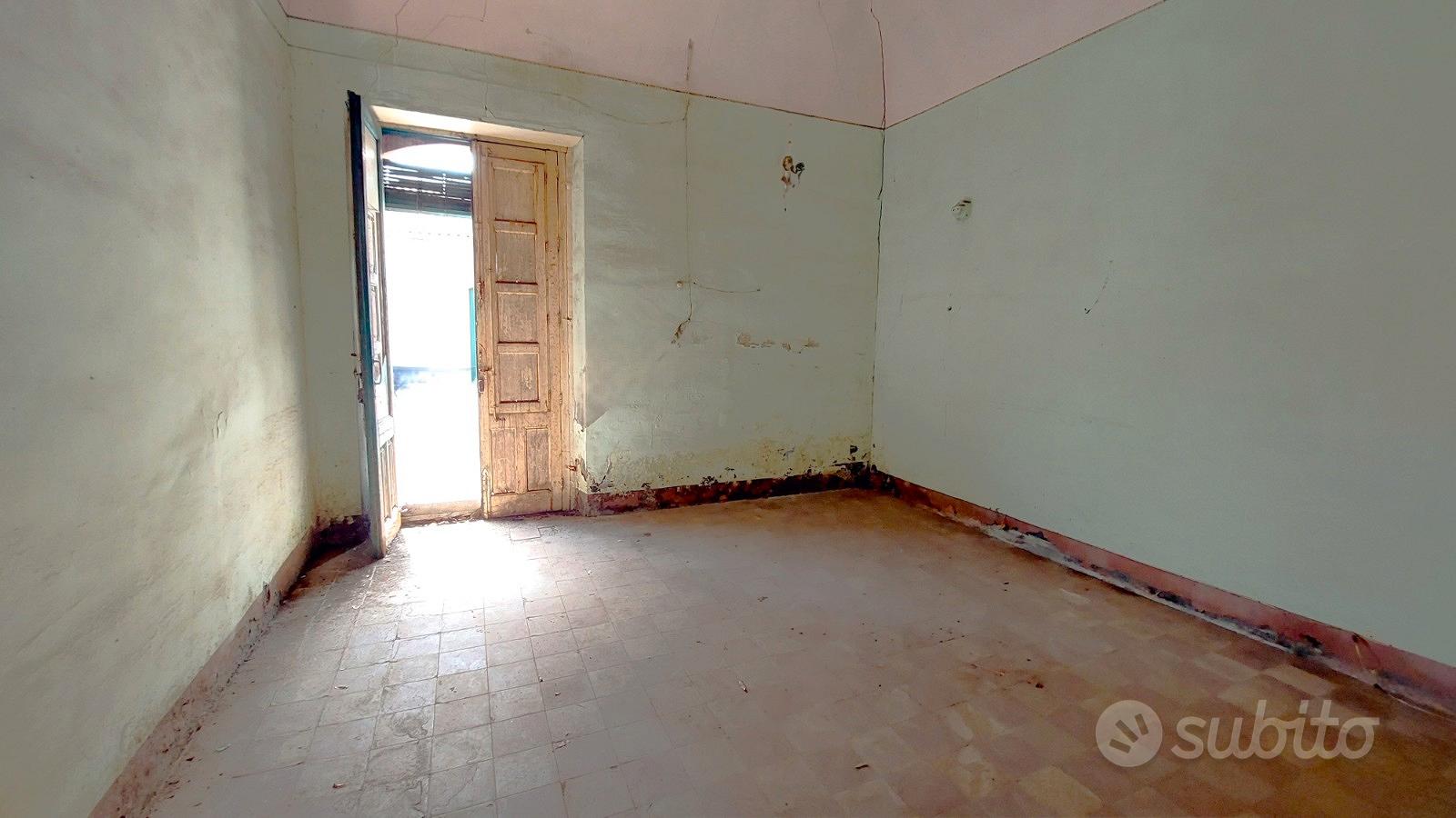 Rustico con terreno edificabile di 1200 mq - Vista 3