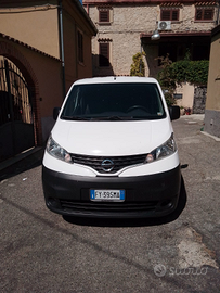 Nissan NV 200