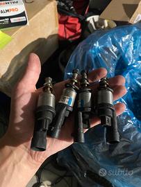 Iniettori ford fiesta 1.4  brc blu