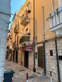 Bilocale via Albamonte 27, Centro Storico, Barlett