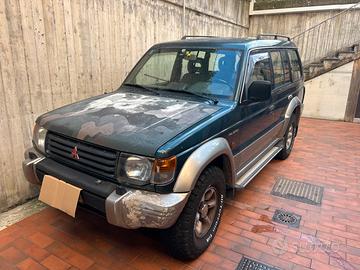 Mitsubishi pajero