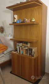 Letto singolo a scomparsa girevole con libreria