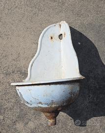 Lavandino angolare in ghisa 