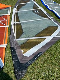 Materiale per windsurf in stock