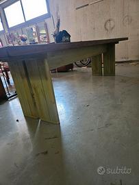 tavolo in legno massello 