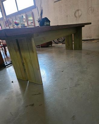 tavolo in legno massello 