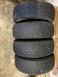pneumatici invernali 195/60 R15