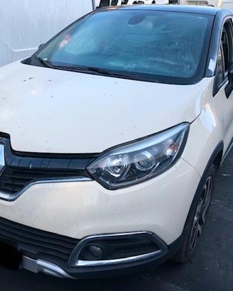 RENAULT CAPTUR 2015