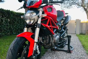Ducati Monster 796 - 2011