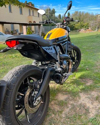 Ducati Scrambler Full Throttle 803 2019