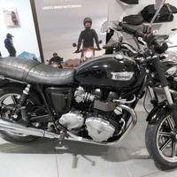 TRIUMPH Bonneville 865 T100 SE