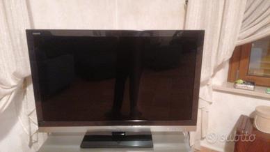 TV 40 pollici modello SHARP LCD COLOUR TV 220-240V