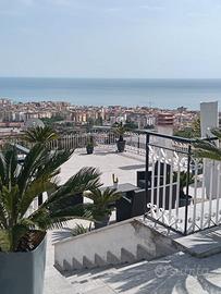 Sala abbagnano attico vista mare