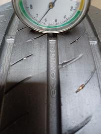 2 Gomme SEMINUOVE 195/60-15 88H Kumho Ecowing ES01