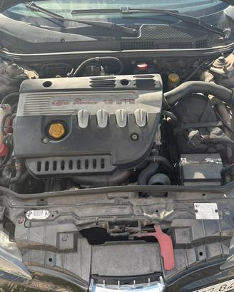 Alfa romeo 147 incidentata per ricambio pezzi