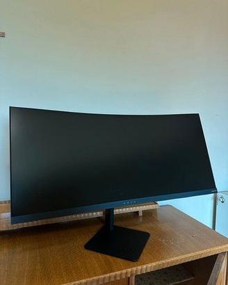 HP Omen X 35 Curved Monitor Gaming, Schermo Curvo