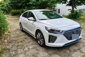 Hyundai Ioniq Full Ibrid style