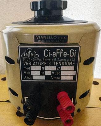 Variatore di tensione alternata