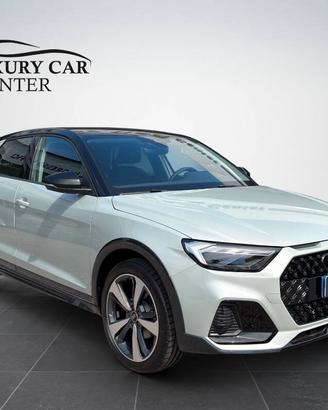 Audi A1 30 1.0 tfsi Identity Contrast 116cv s tron