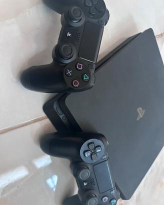 PS4 Slim 1Tb nuova Completa con giochi