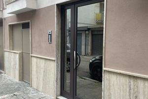 Appartamento trivani al 2^piano+posto auto+cantina