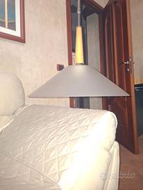 LAMPADA IN VETRO E LEGNO DI FAGGIO PER CUCINA