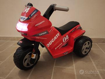 Mini moto elettrica Ducati Peg Perego 